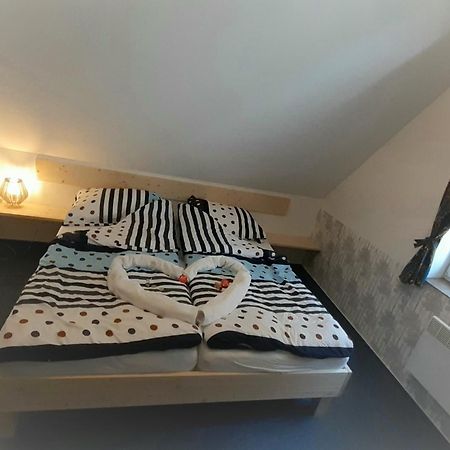 Apartmany Pod Marianskymi Schody Albrechtice v Jizerskych horach Eksteriør bilde